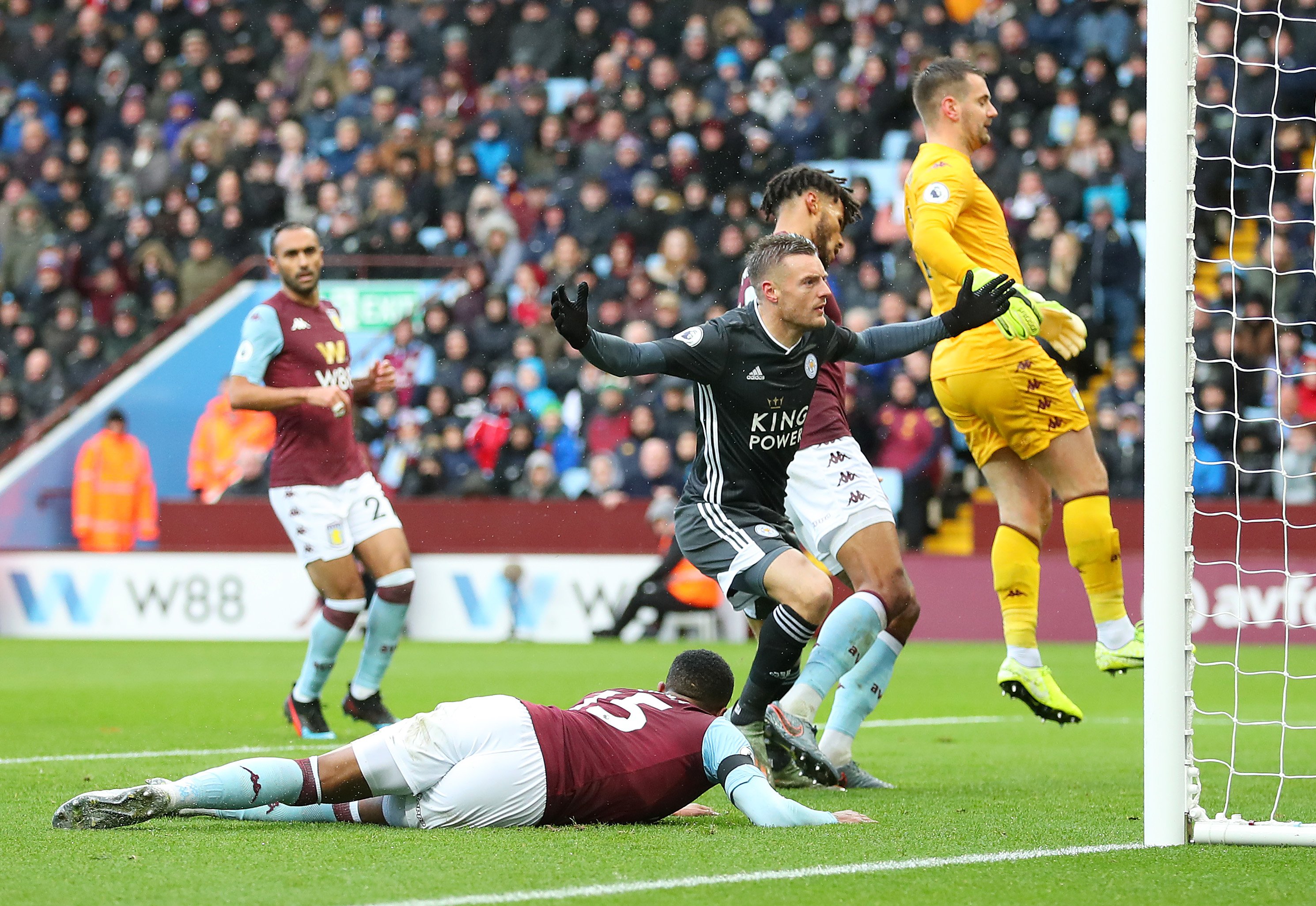 后背球员成 后背球员成