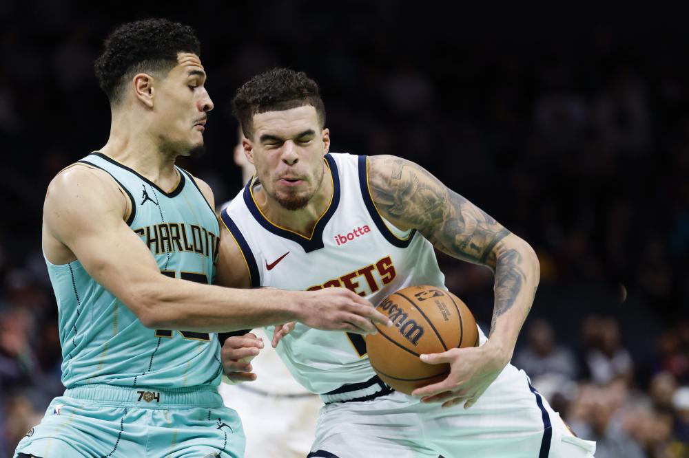 还展示了他 还展示了他