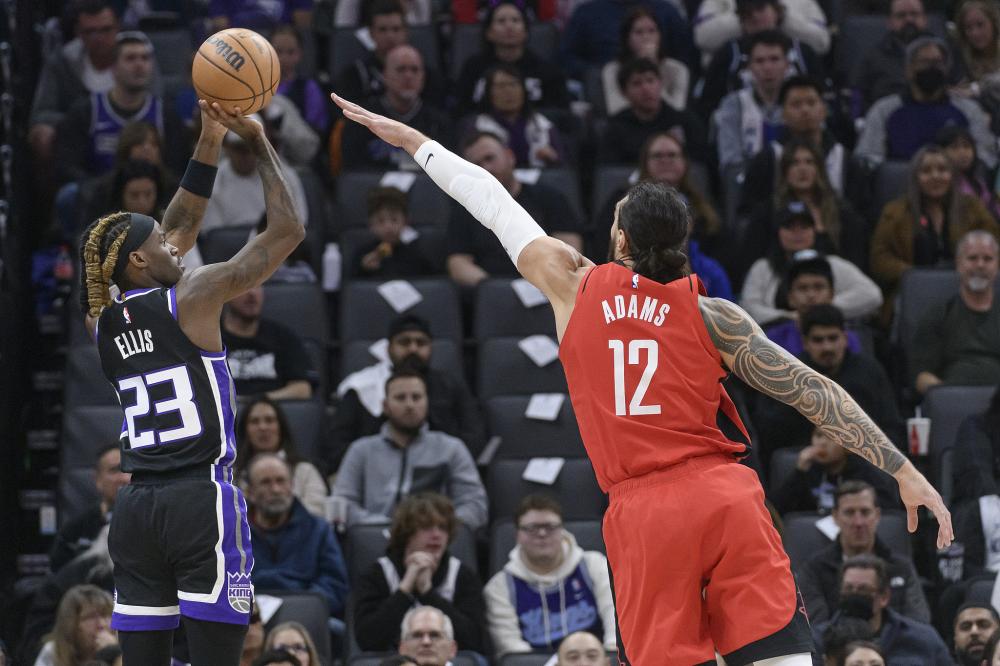 在现代战术 在现代战术